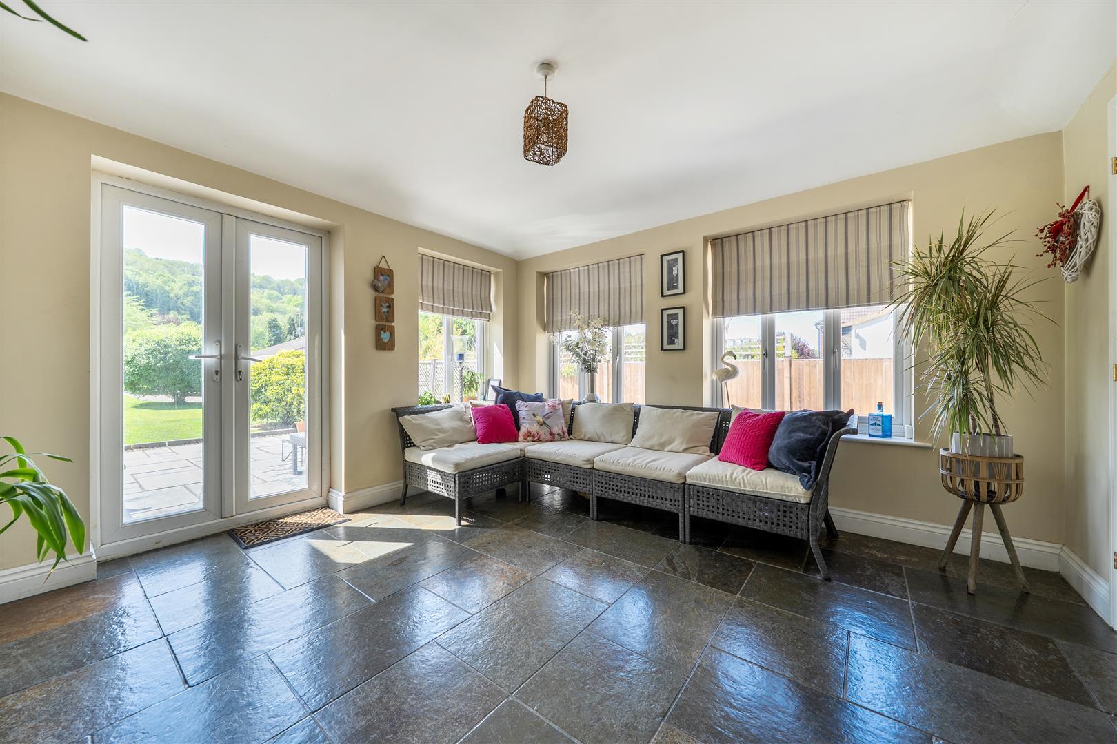 Property Image 4fec70f2-5dae-4e7c-a58f-c09d7afe565b