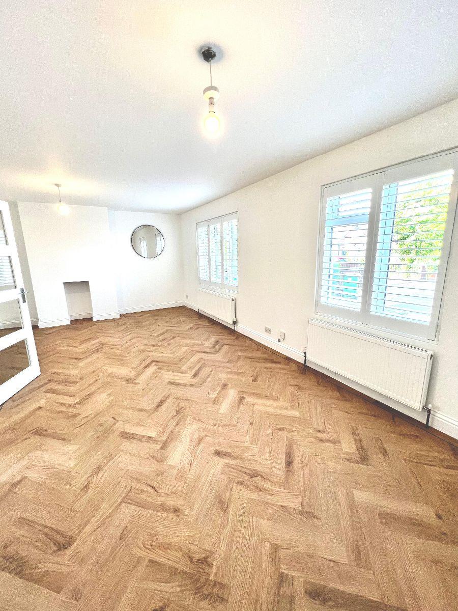 Property Image 4feeb49d-aa6b-4125-9f53-0f95fb89e57d