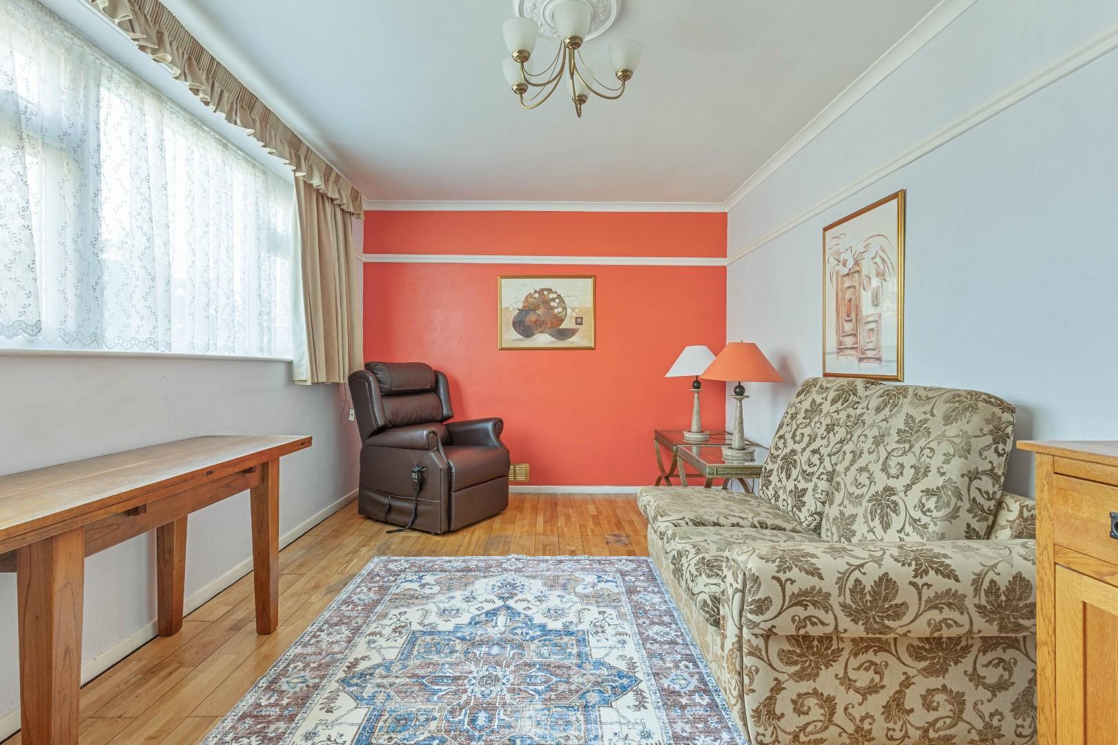 Property Image 50089bc6-8763-476e-b1a1-f9fde7394973