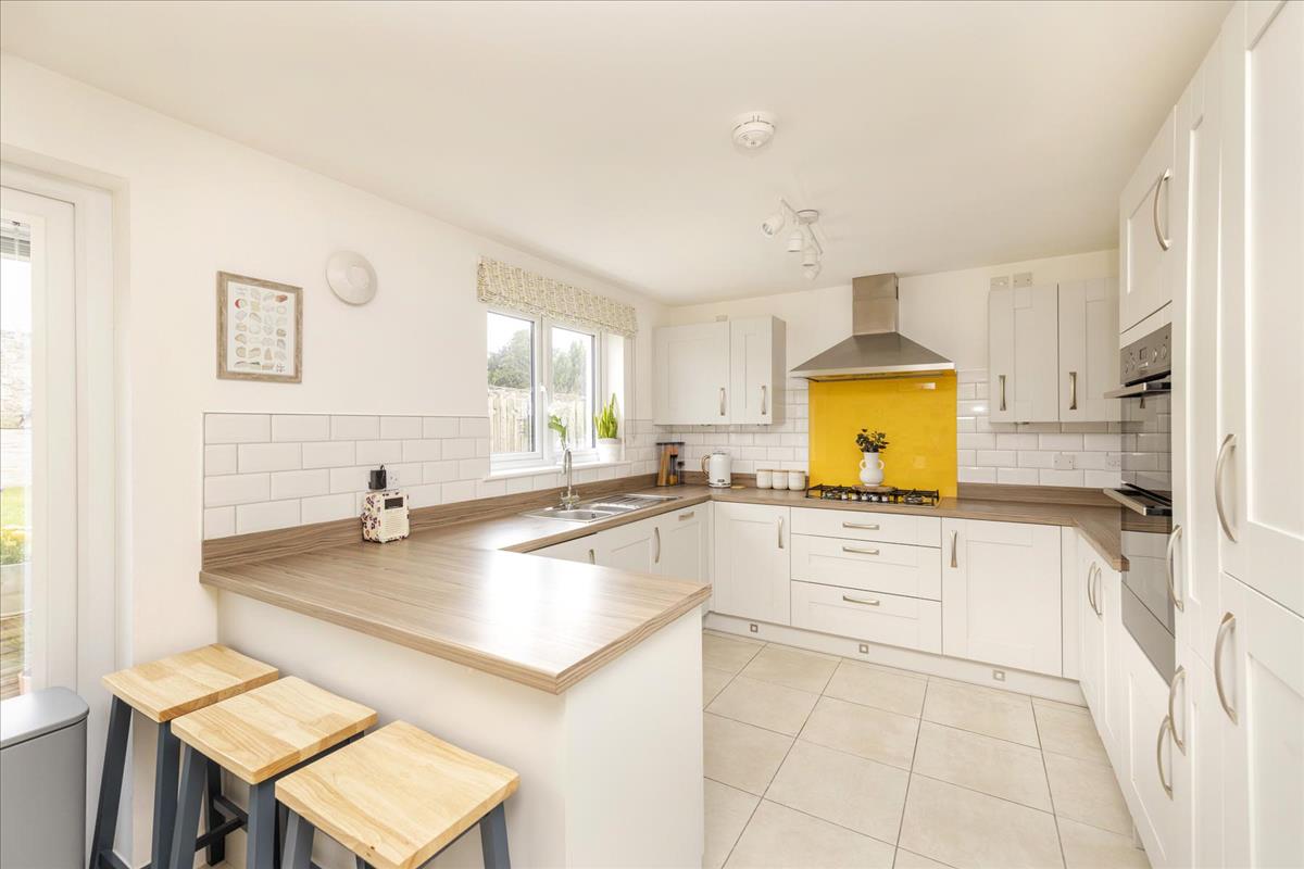Property Image 500c0e16-6c4f-49b3-903e-8ba2c64c60a2