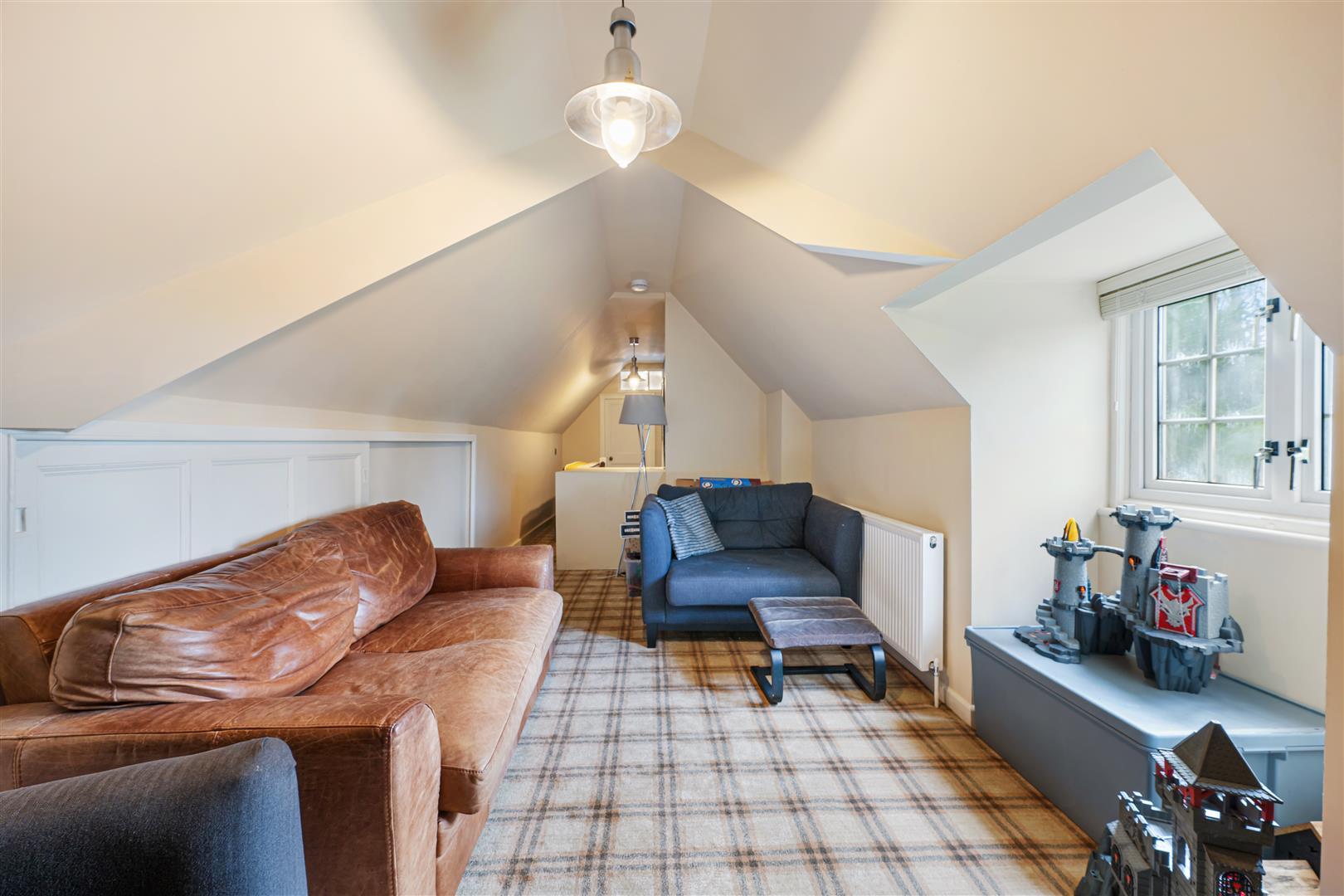 Property Image 500c1994-57d8-44bd-bda1-7d560120c18a