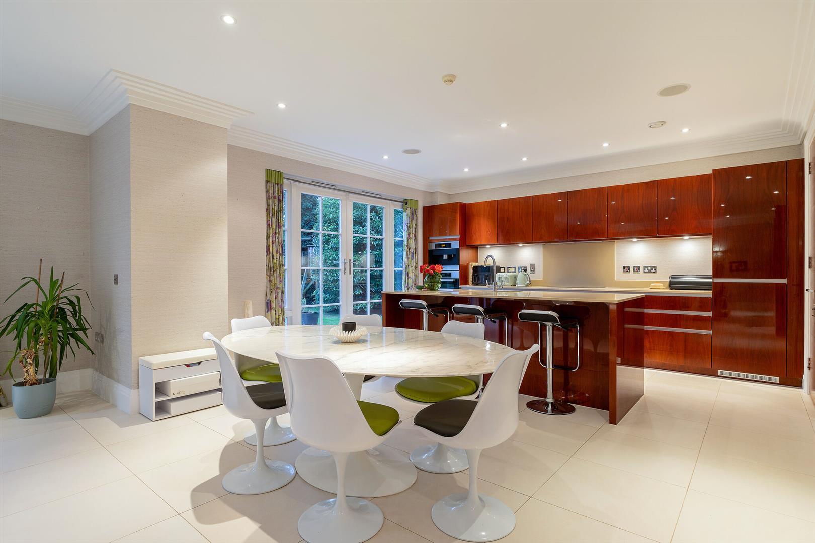 Property Image 503e91ac-f172-49f5-b18a-fe3df16d6bff