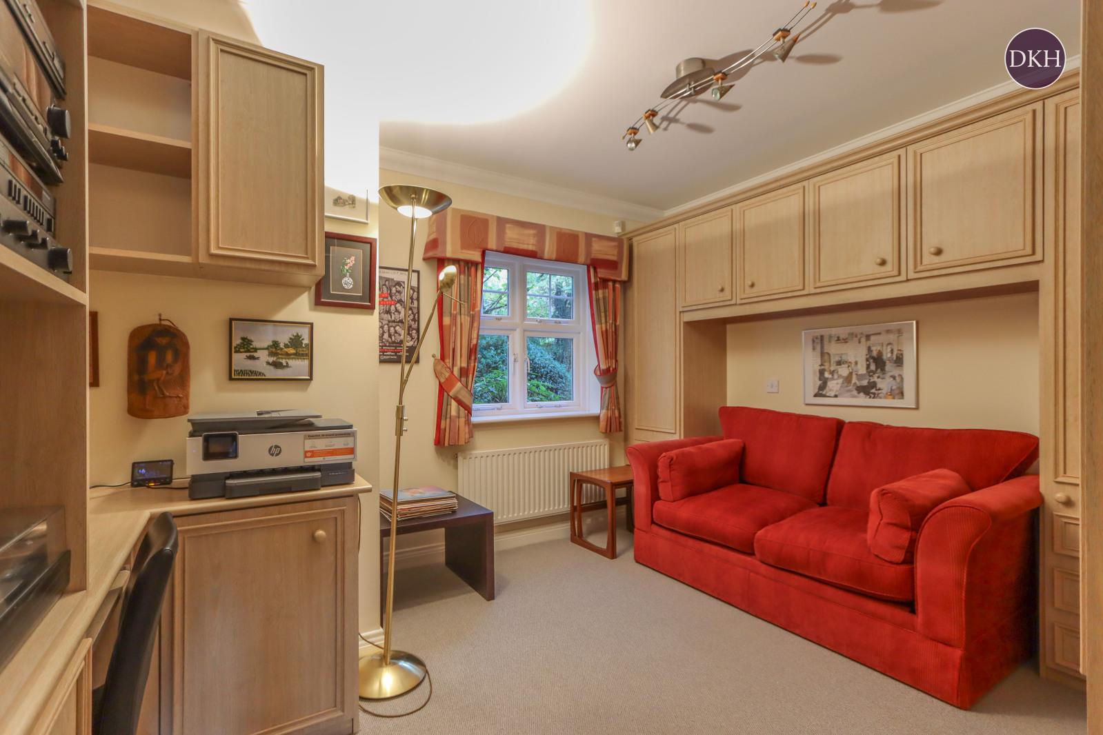 Property Image 5043775f-618d-4efb-839e-da32d8ca0cf3