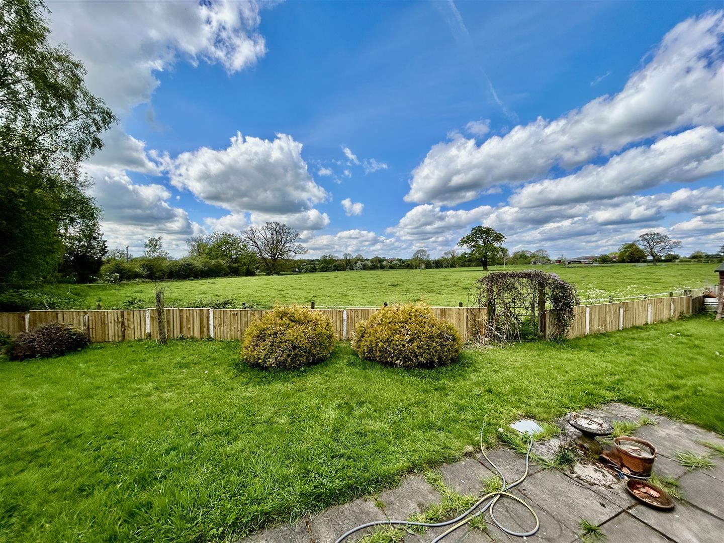 Property Image 50603228-d378-416d-8cde-a5069e352a97