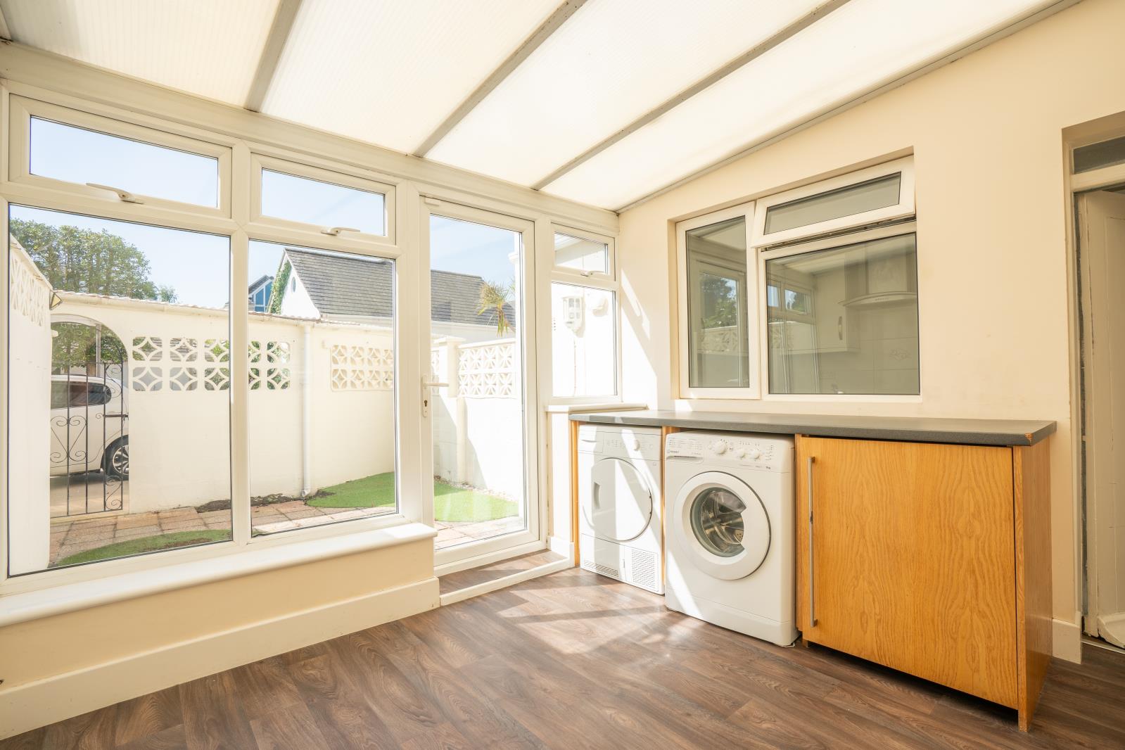 Property Image 50616c06-674b-4a8e-b60d-cac7d8c4af52