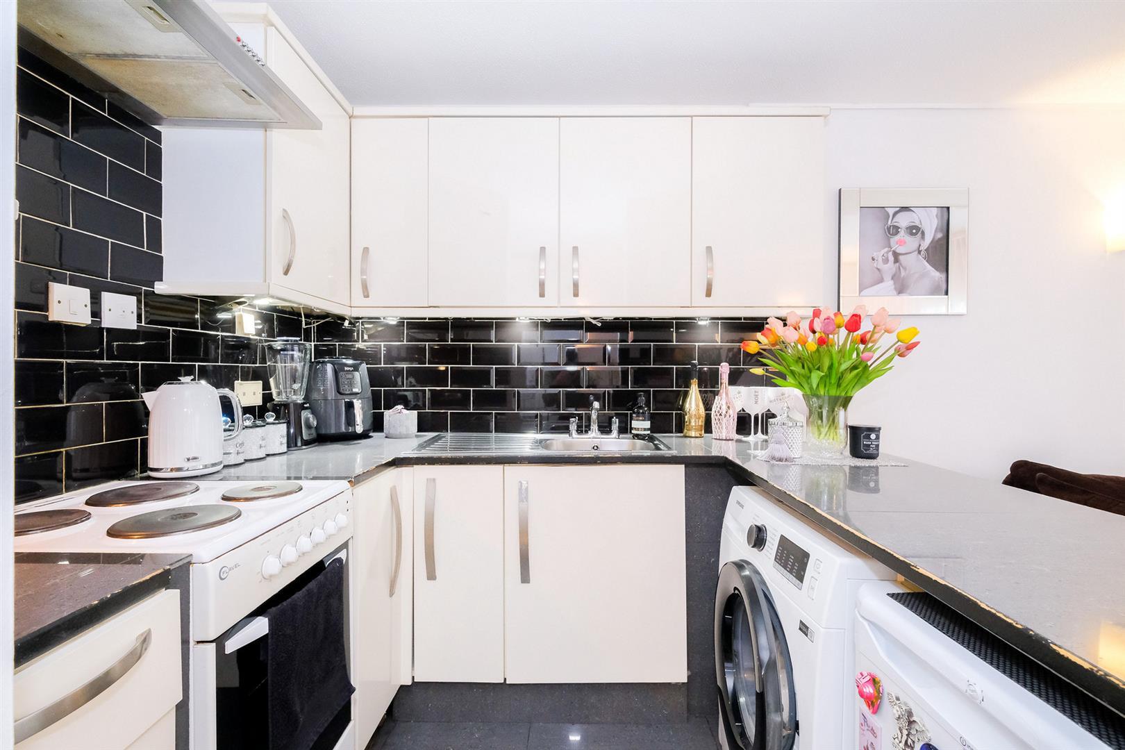 Property Image 506474fd-14cb-475d-8f98-670e1f2189d0