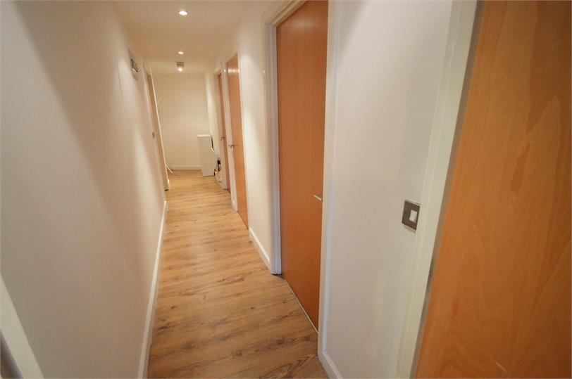 Property Image 50868ee8-280c-4f0d-816e-432cc646c6ea