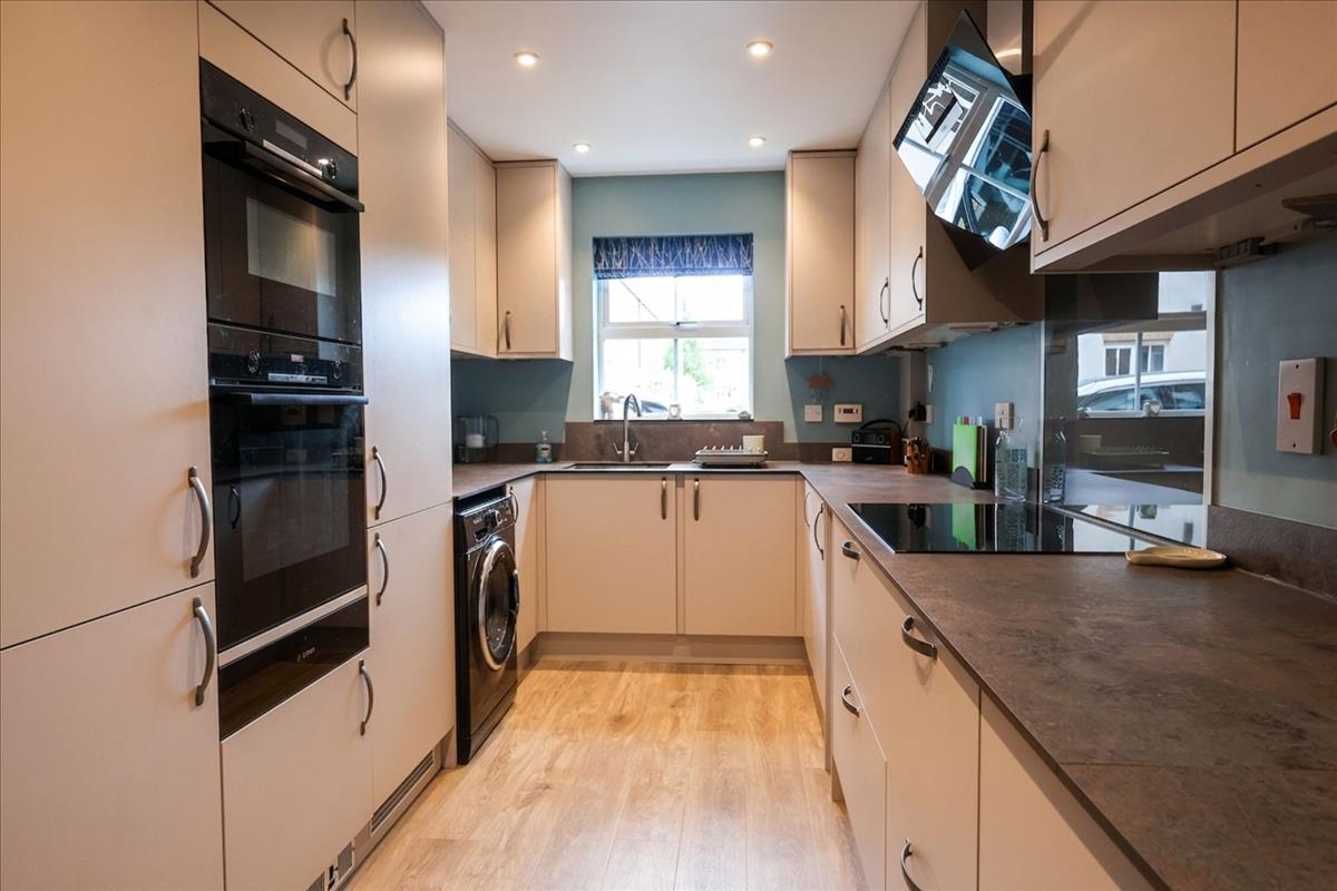 Property Image 5091993b-1f66-47f8-adbe-23aebefcdc0e