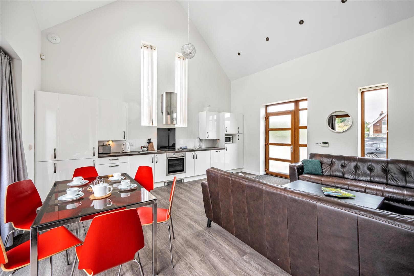 Property Image 50b038dc-fae4-4e32-b97a-3299dfb94dea