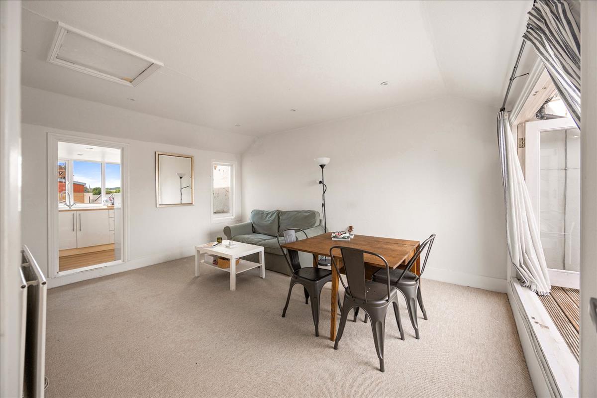 Property Image 50b3d6f0-af9d-4533-bb98-5e48a76e20e0