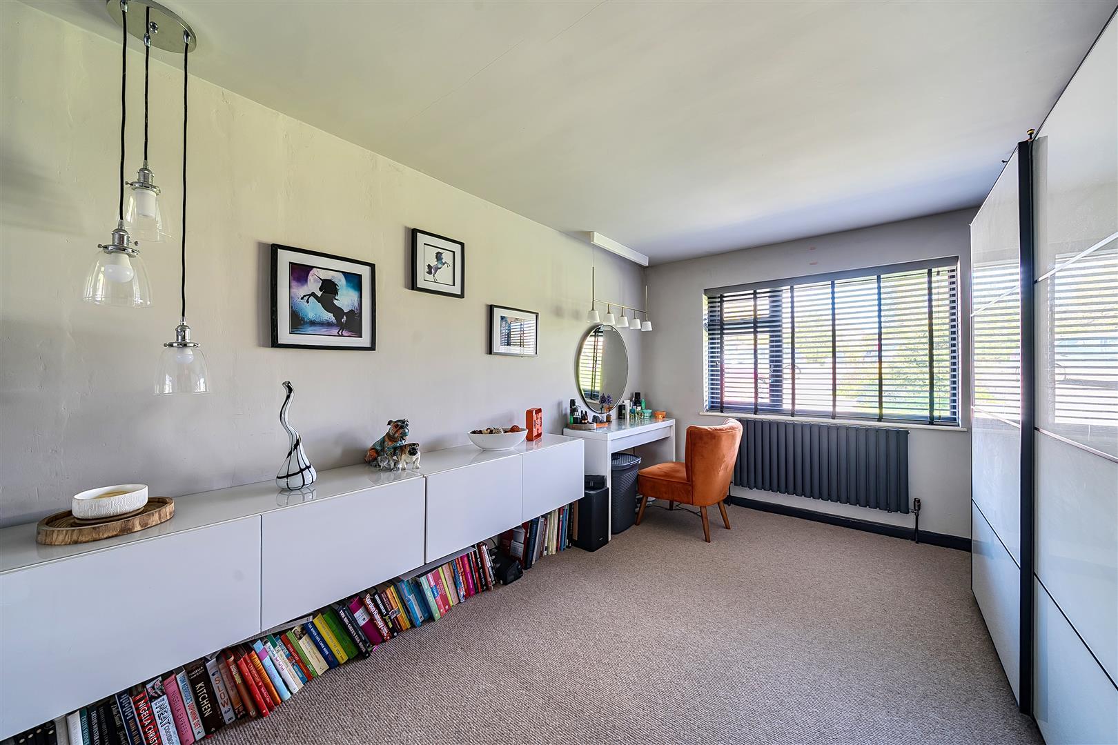 Property Image 50ba2fef-3a21-41e6-8604-fd44944c66d3