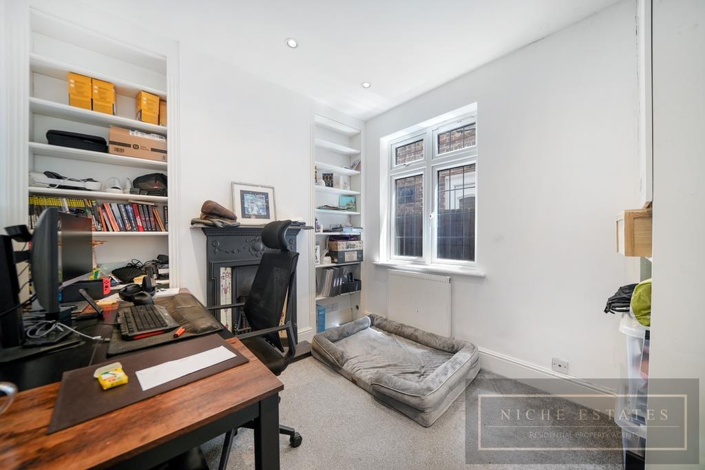 Property Image 50bc1700-1526-40ef-a519-239f4e16d1c6