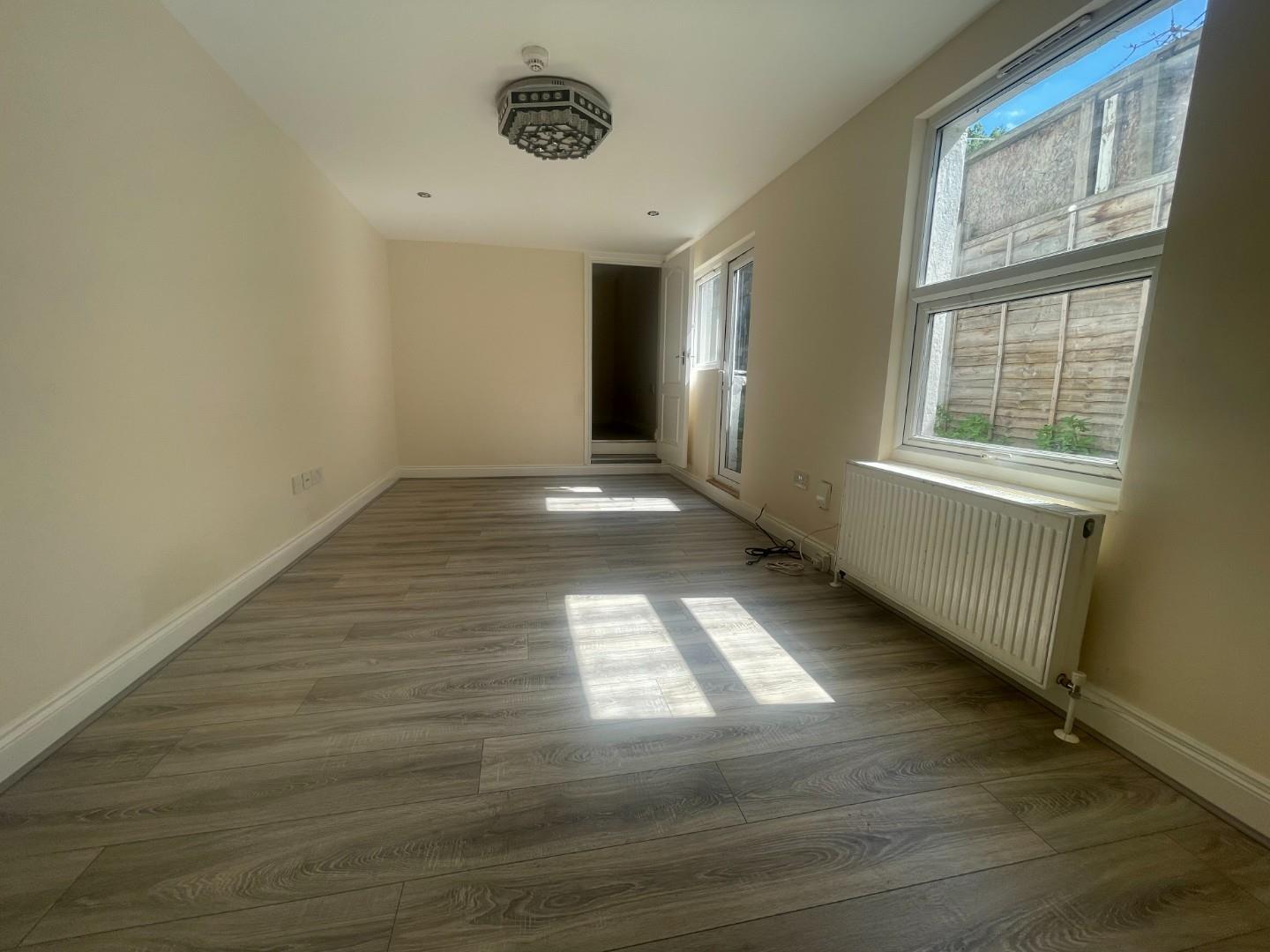 Property Image 50bd1a68-9c1b-4ddb-ba5d-278dc7d1655c