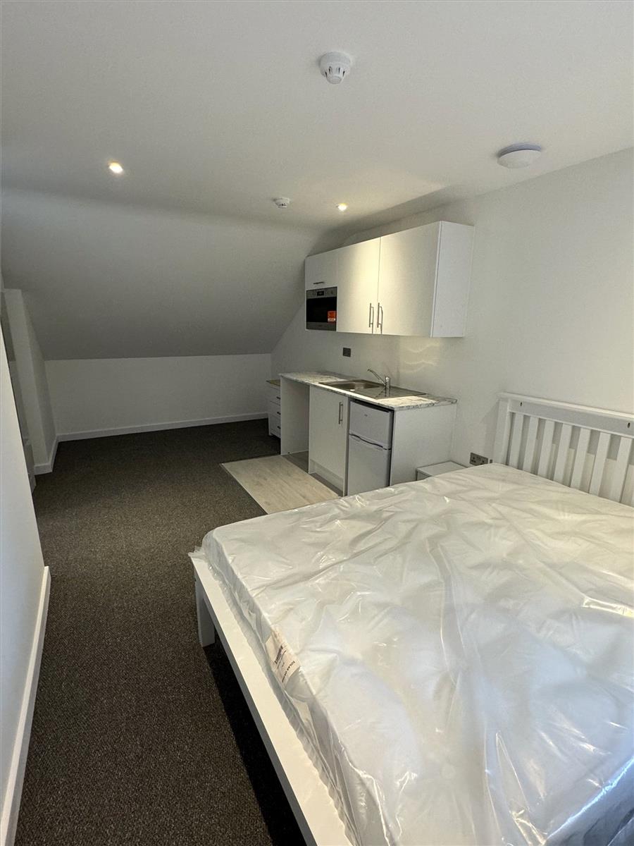 Property Image 50c6dce9-be4b-4030-a966-d21228b6ec84