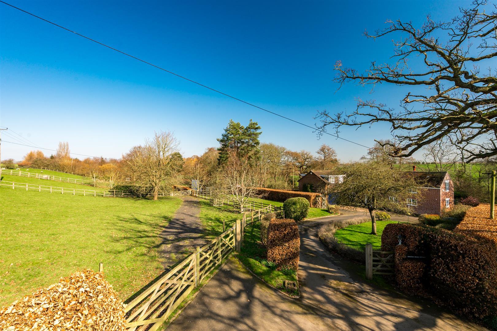 Property Image 50d268c4-5da6-42af-993c-ecad08e4c6e7
