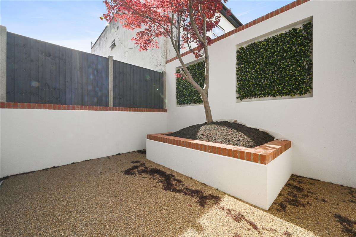 Property Image 50d78778-46b0-48b4-bb24-0b392124c02a