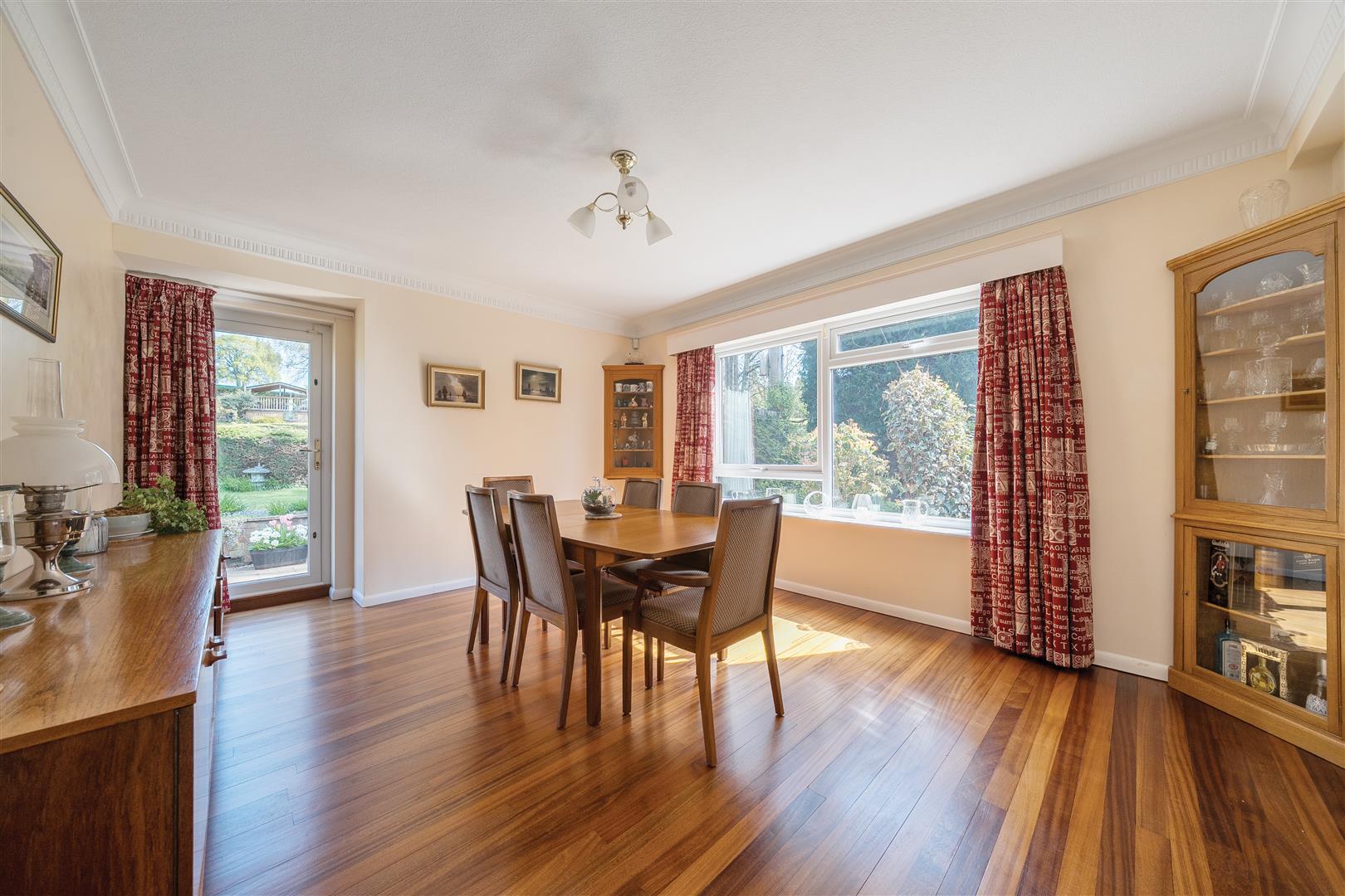 Property Image 50de01cd-297c-4082-a4cf-853a1c8e06cf