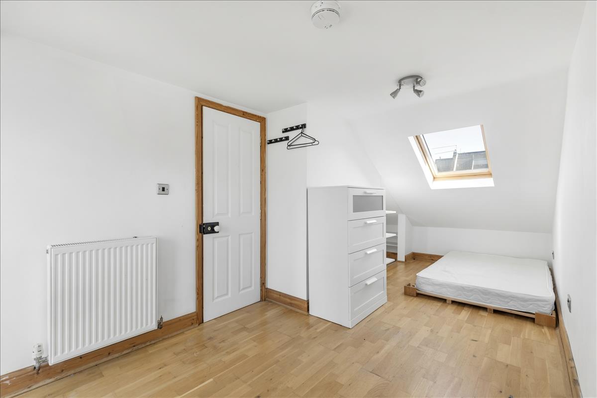 Property Image 50f0fcc2-1953-47c2-97b5-242fde71c3c2