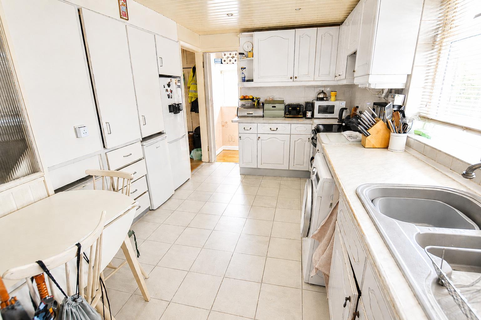 Property Image 50f8e442-7b03-4de8-b7fb-c33e3145ee7d