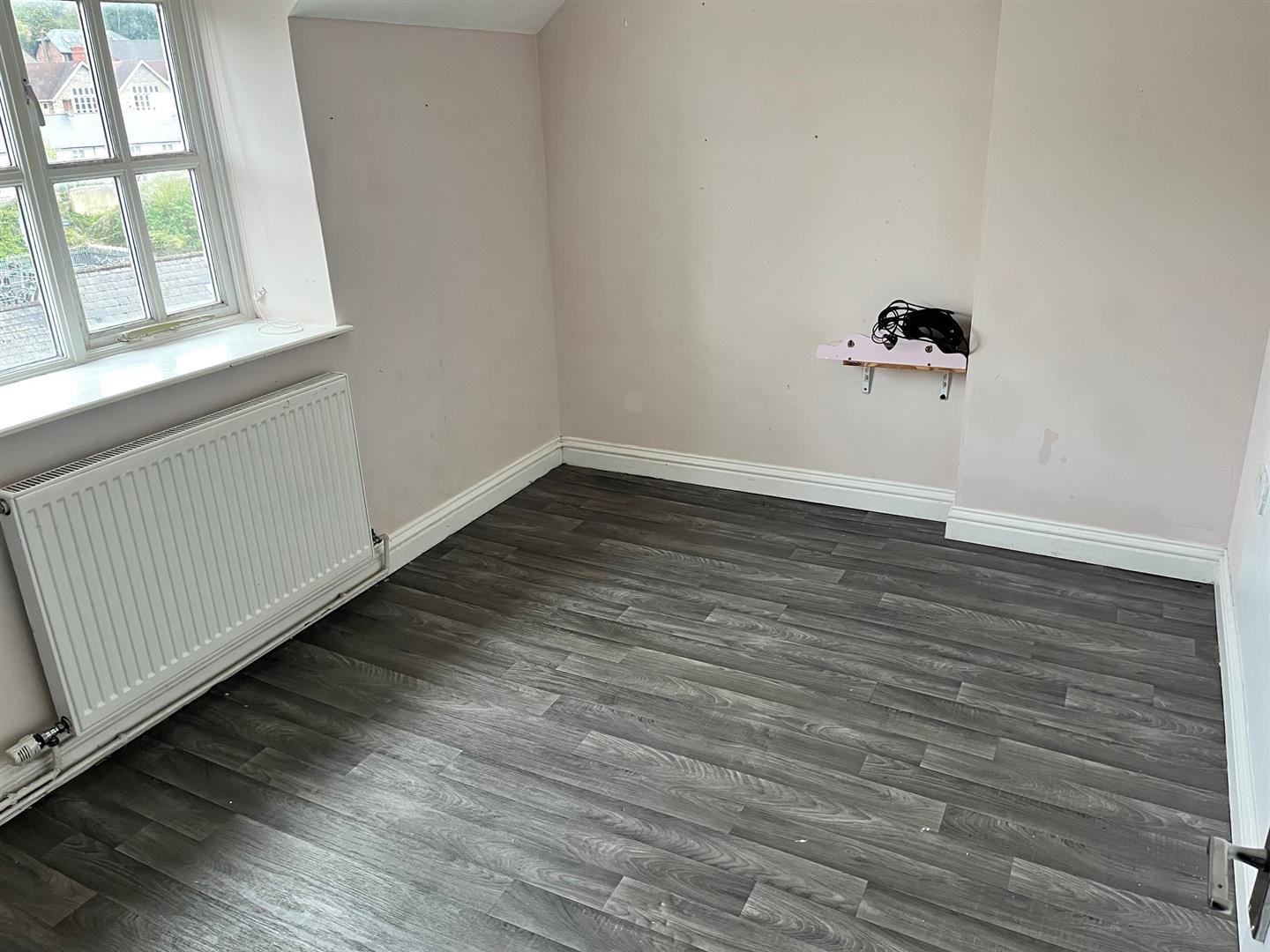 Property Image 5117489a-6375-46cd-bec9-f09e902103e6