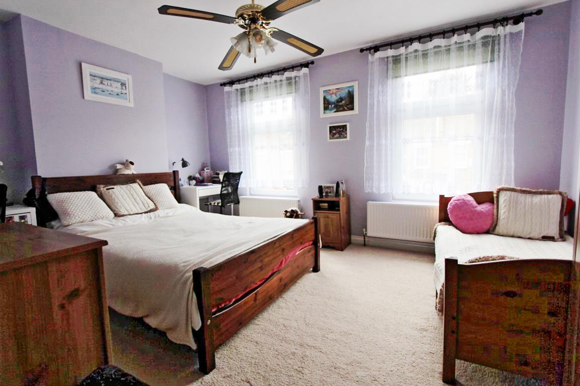Property Image 512a779a-5646-422c-ab03-e9e94f52de15