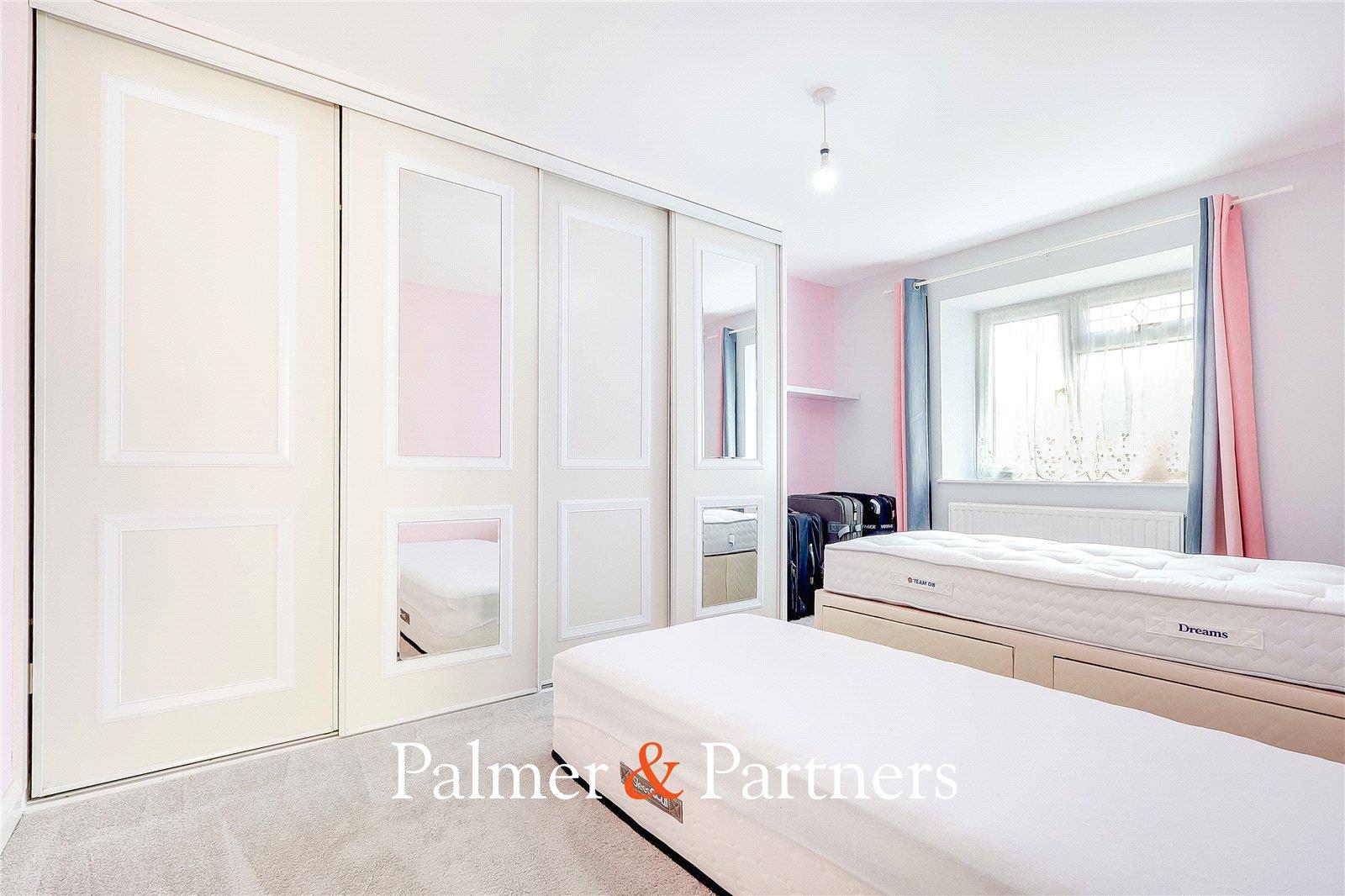 Property Image 512f27cf-a6d1-4965-a12b-a8830451a63f