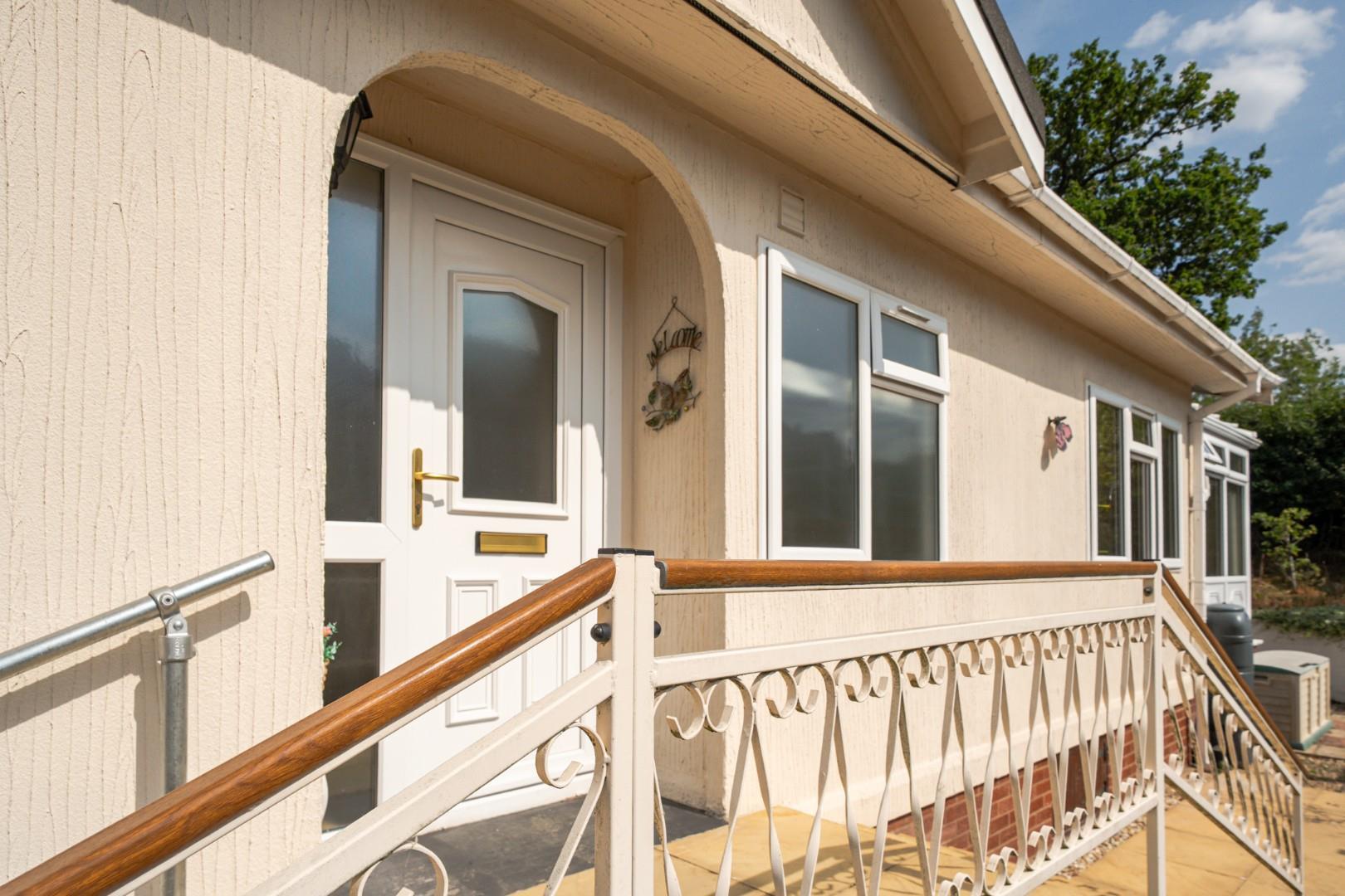 Property Image 5148cc27-8b86-41e0-8a49-4c4403813344
