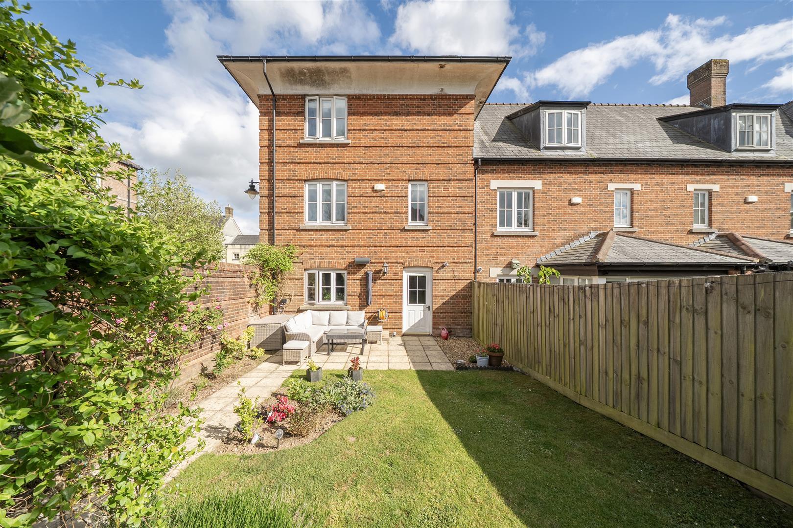 Property Image 51638152-3361-4403-93d9-4f7f5384ffb1