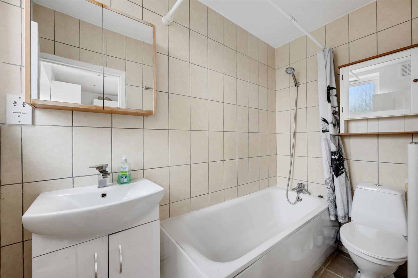 Property Image 5164dbf6-3f8f-4c6a-a2d9-4684b3260fc4