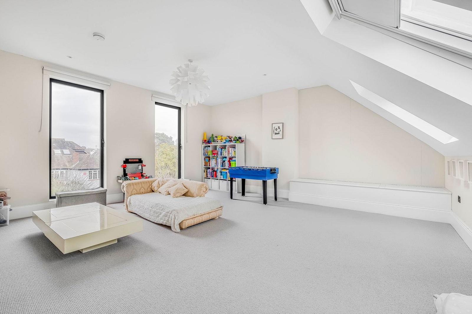 Property Image 516d8fd1-6a69-430b-8dec-17c6898be8df