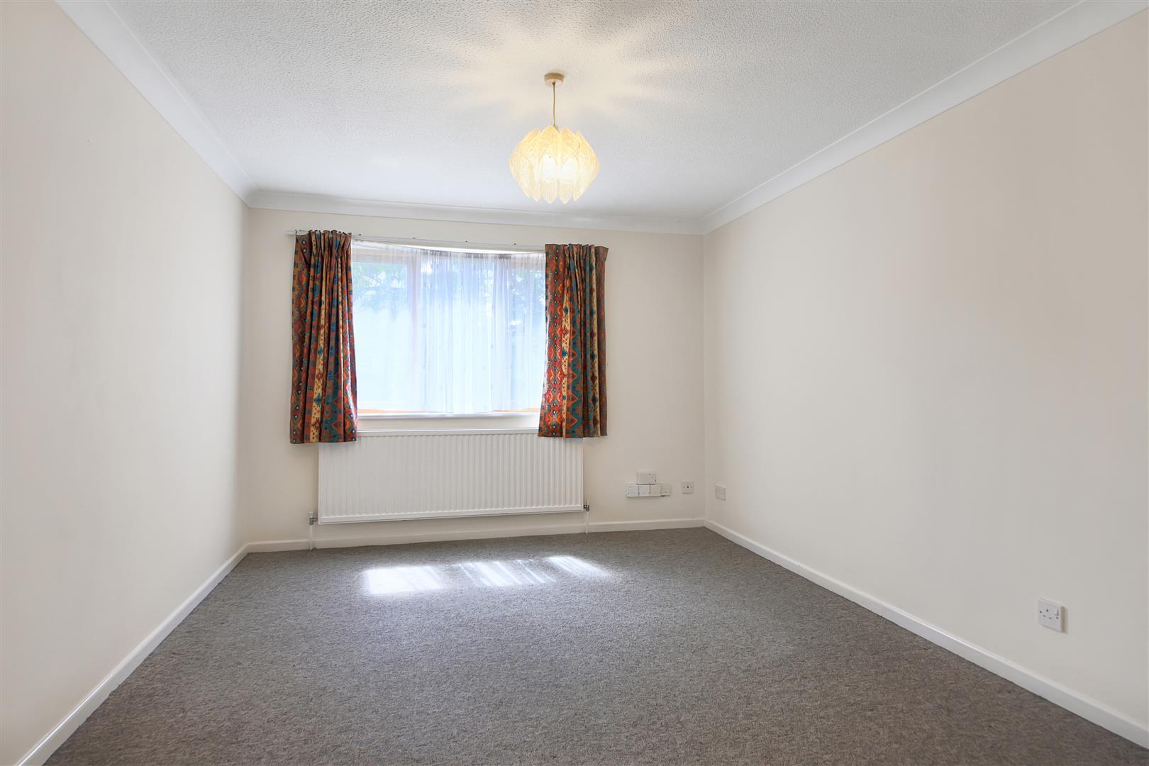 Property Image 516ead87-e808-4fc2-aa45-3ef491210c83
