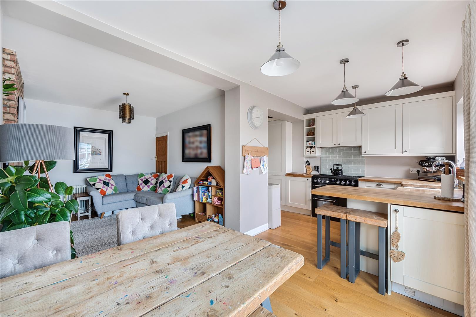 Property Image 5178cda0-d6ef-40a7-bac0-e4411e5dc924