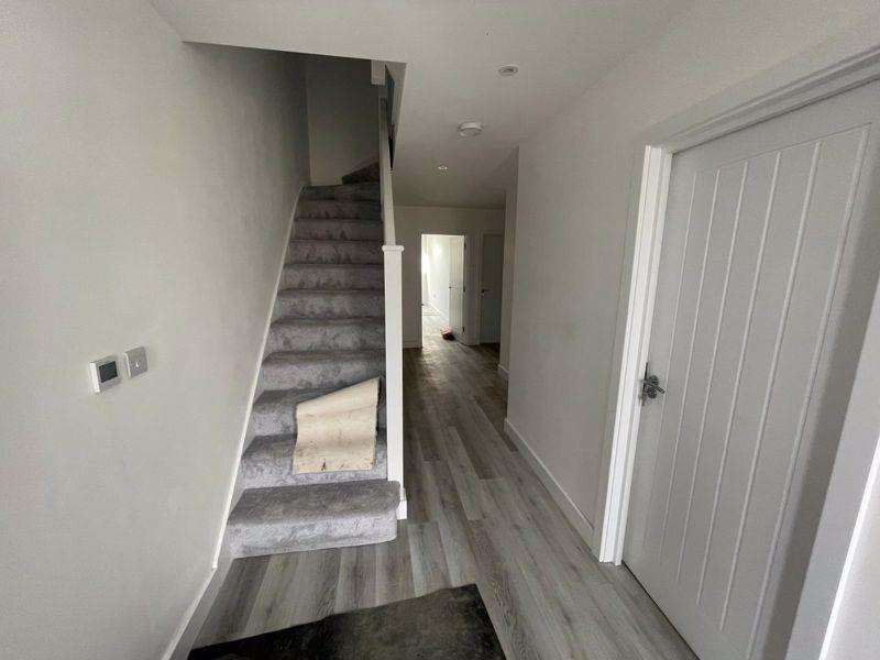 Property Image 518007eb-5dba-478a-b69f-4efaba88fa0c