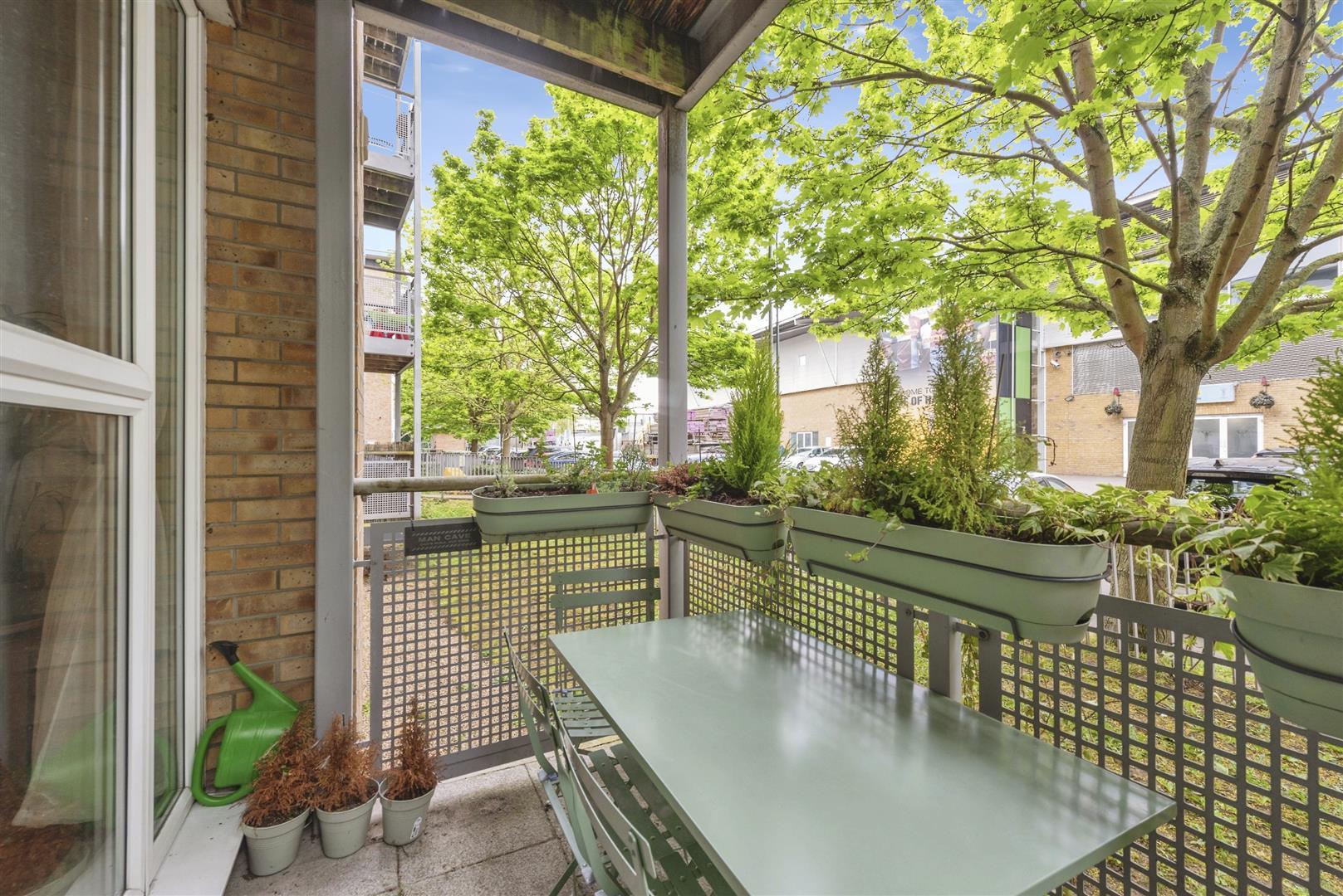 Property Image 5180db40-cb60-4332-a79a-a777550b9bbf