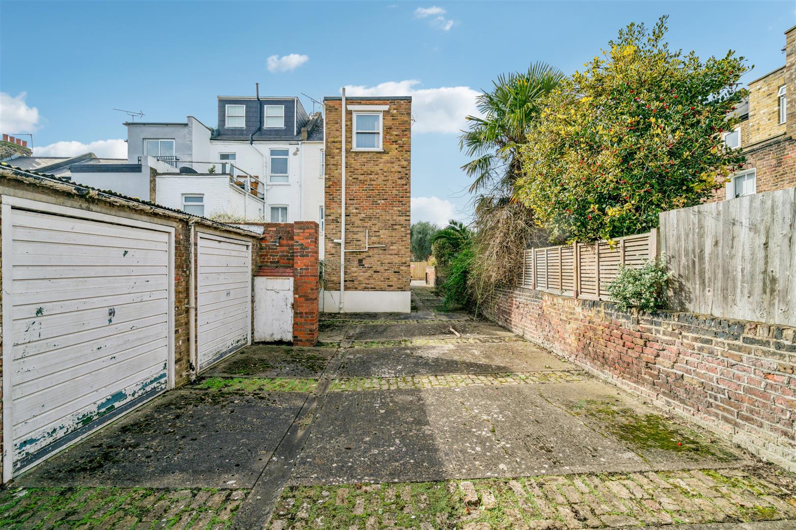 Property Image 51859341-f484-402a-a429-4478cfa59593