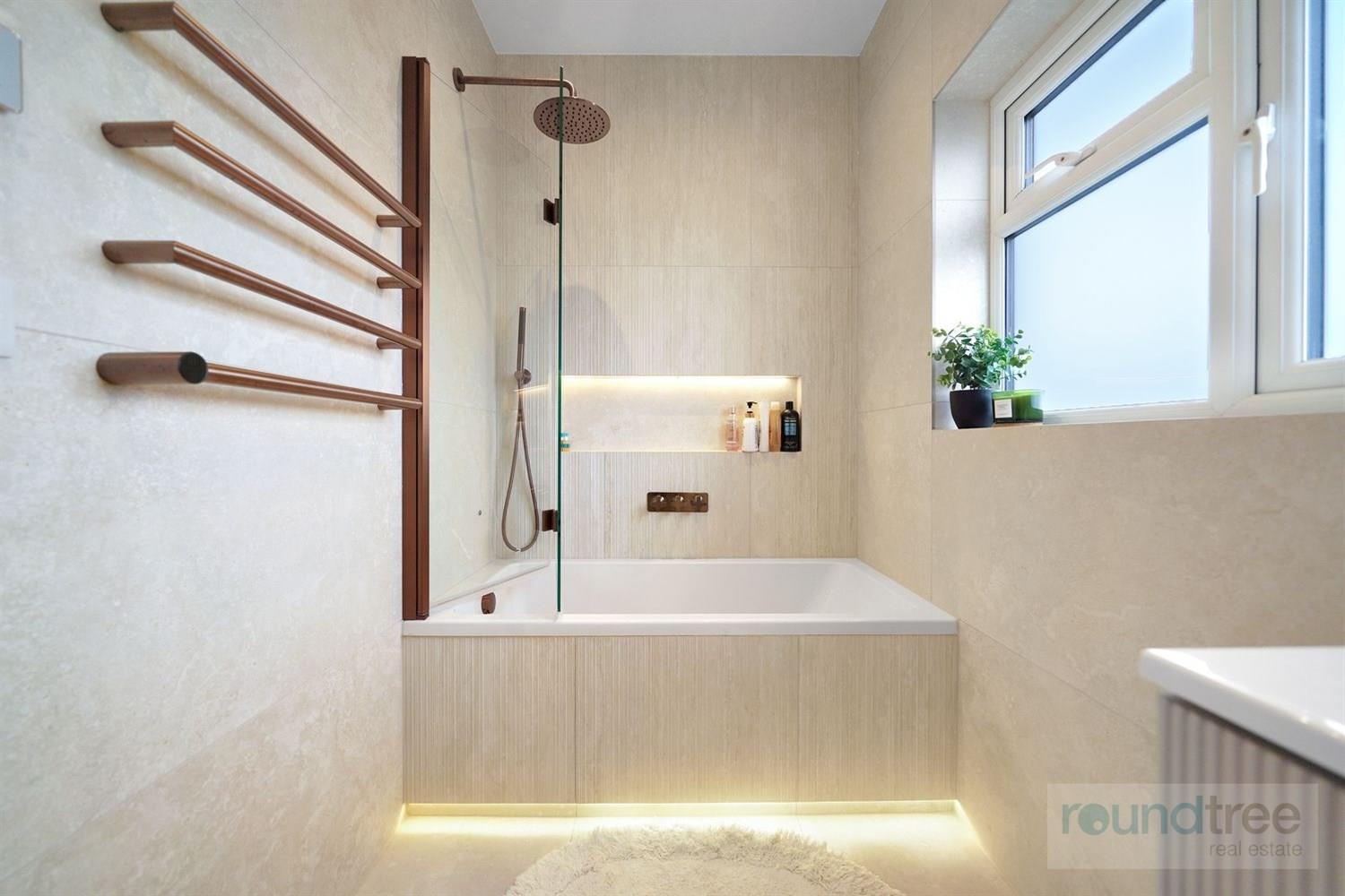 Property Image 518a3c3d-1b76-44e3-b280-dd9313c57a5f