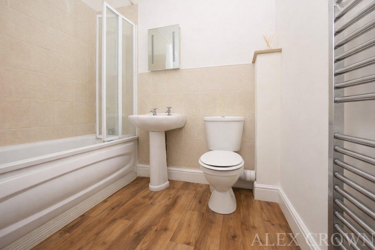 Property Image 518da28d-4789-4bf1-9d54-0fbb42980248