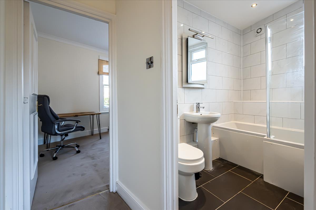 Property Image 518e13e9-bbae-4a57-b93e-12d10dbc9e08