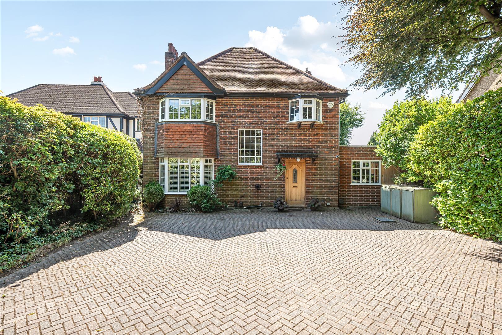 Property Image 518f2950-e976-4728-9914-7de0dc7c670f