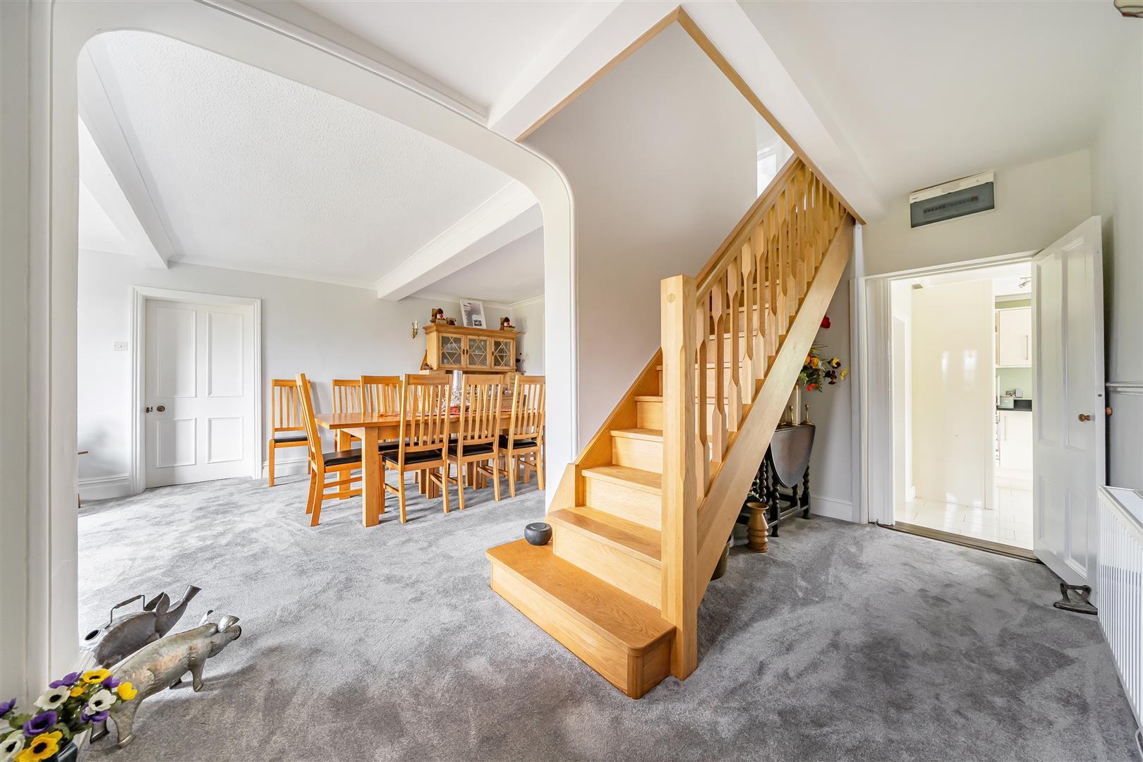 Property Image 5194054f-54de-4f58-9ba4-6e6f4348cfa1
