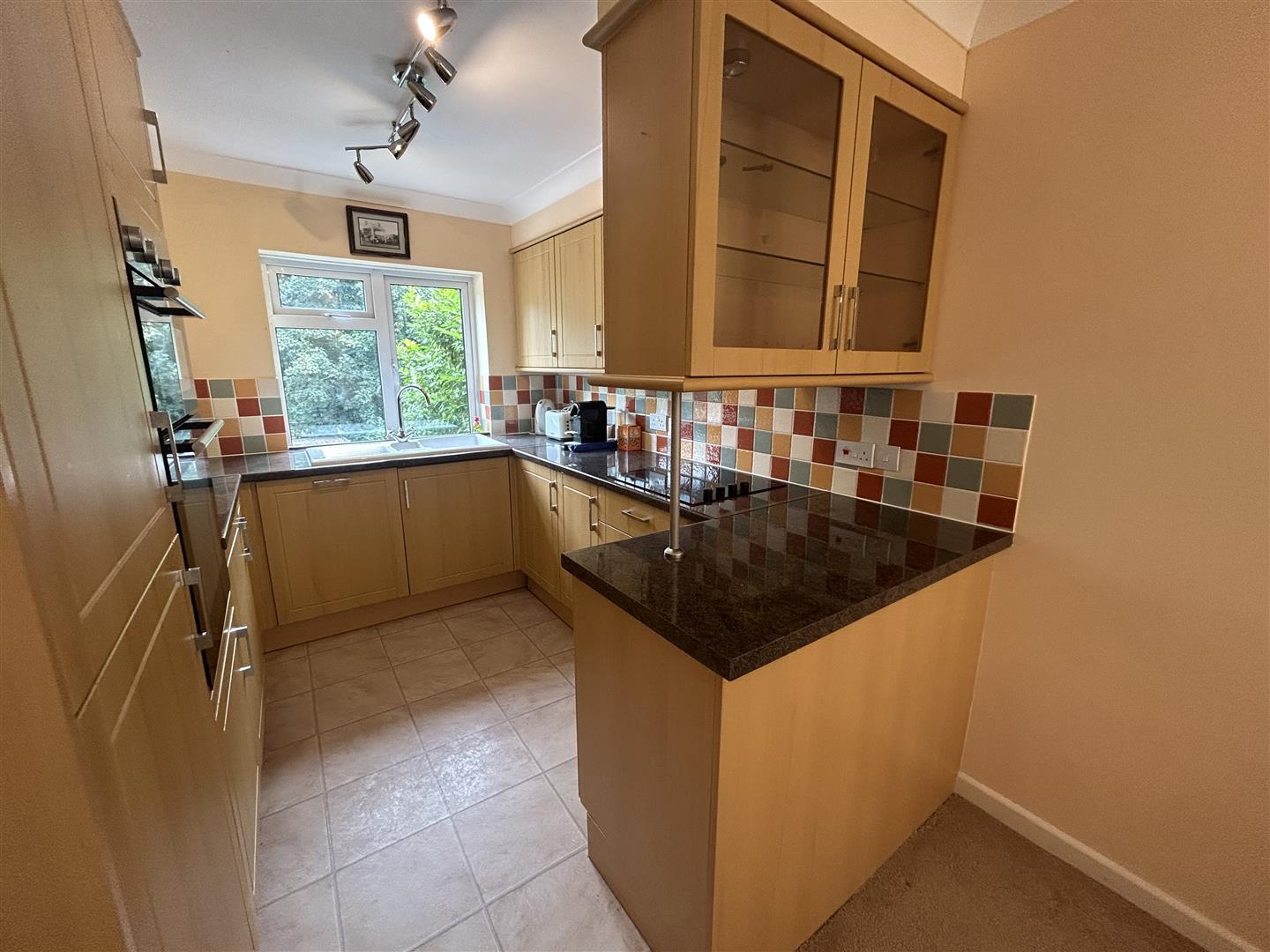 Property Image 519be68b-e3de-47b1-99fa-9a4166e9443b