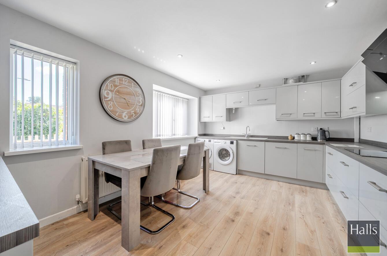 Property Image 519bfc91-a601-4a9c-a581-44d4007ed750