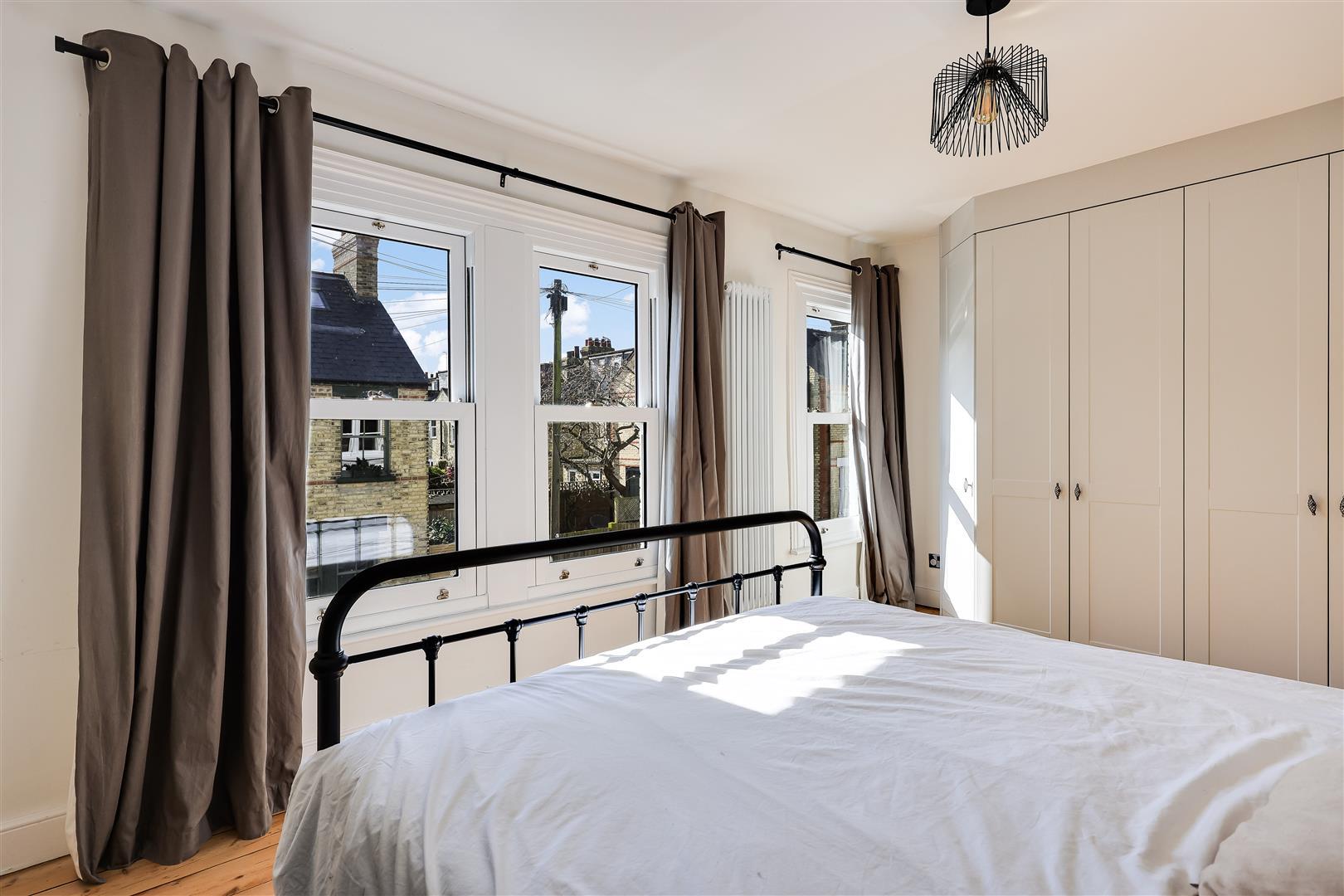 Property Image 51ab9d8e-feeb-430e-8a80-89050150a5c5