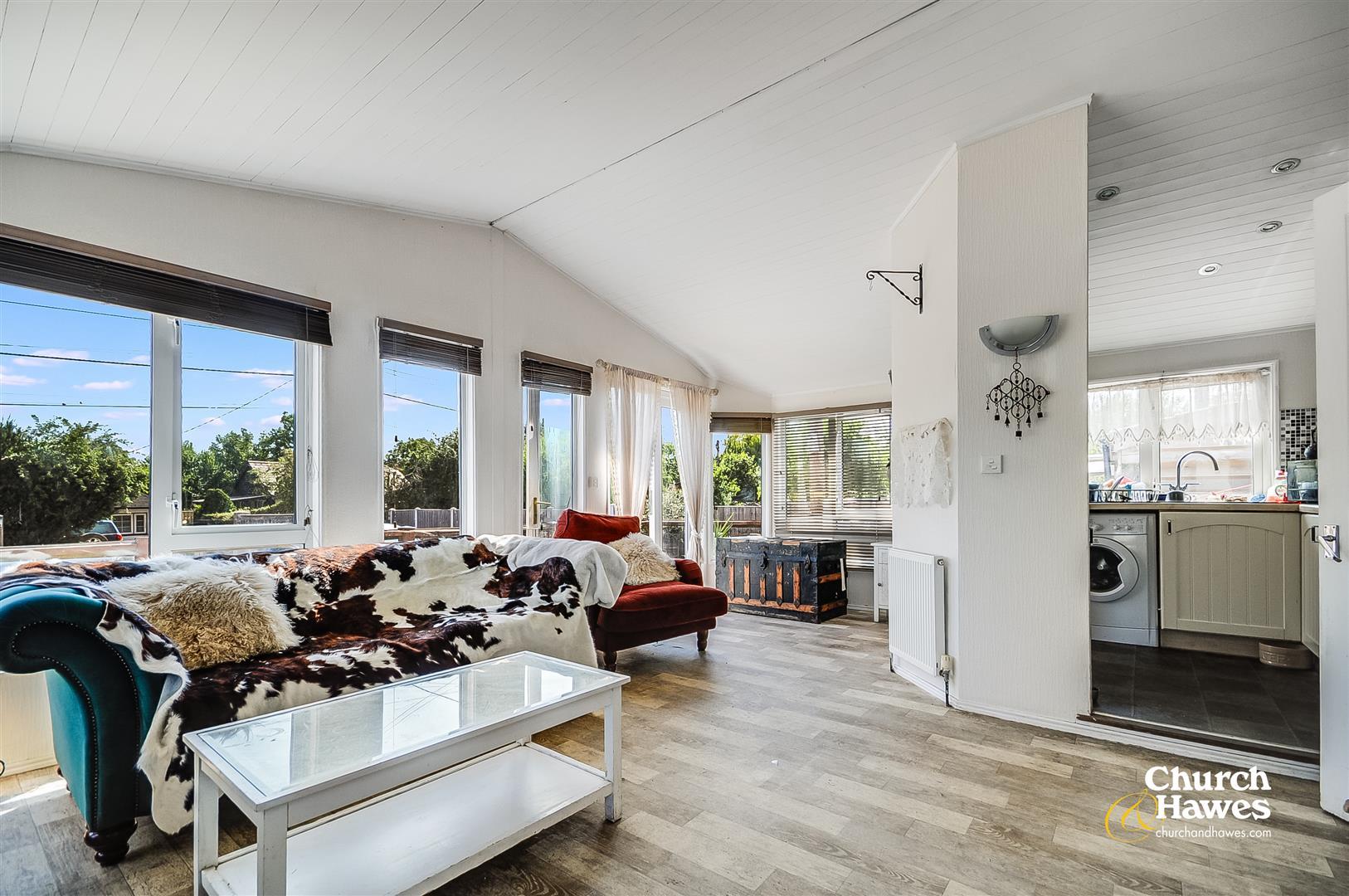 Property Image 51b9a5fd-23e9-4298-8ad8-fc736f3b7f9d