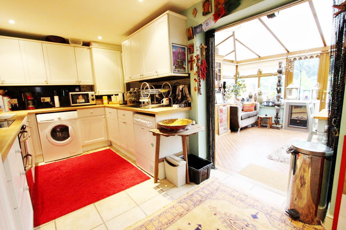 Property Image 51ba7cb2-772c-45ed-8116-69f30350eb70