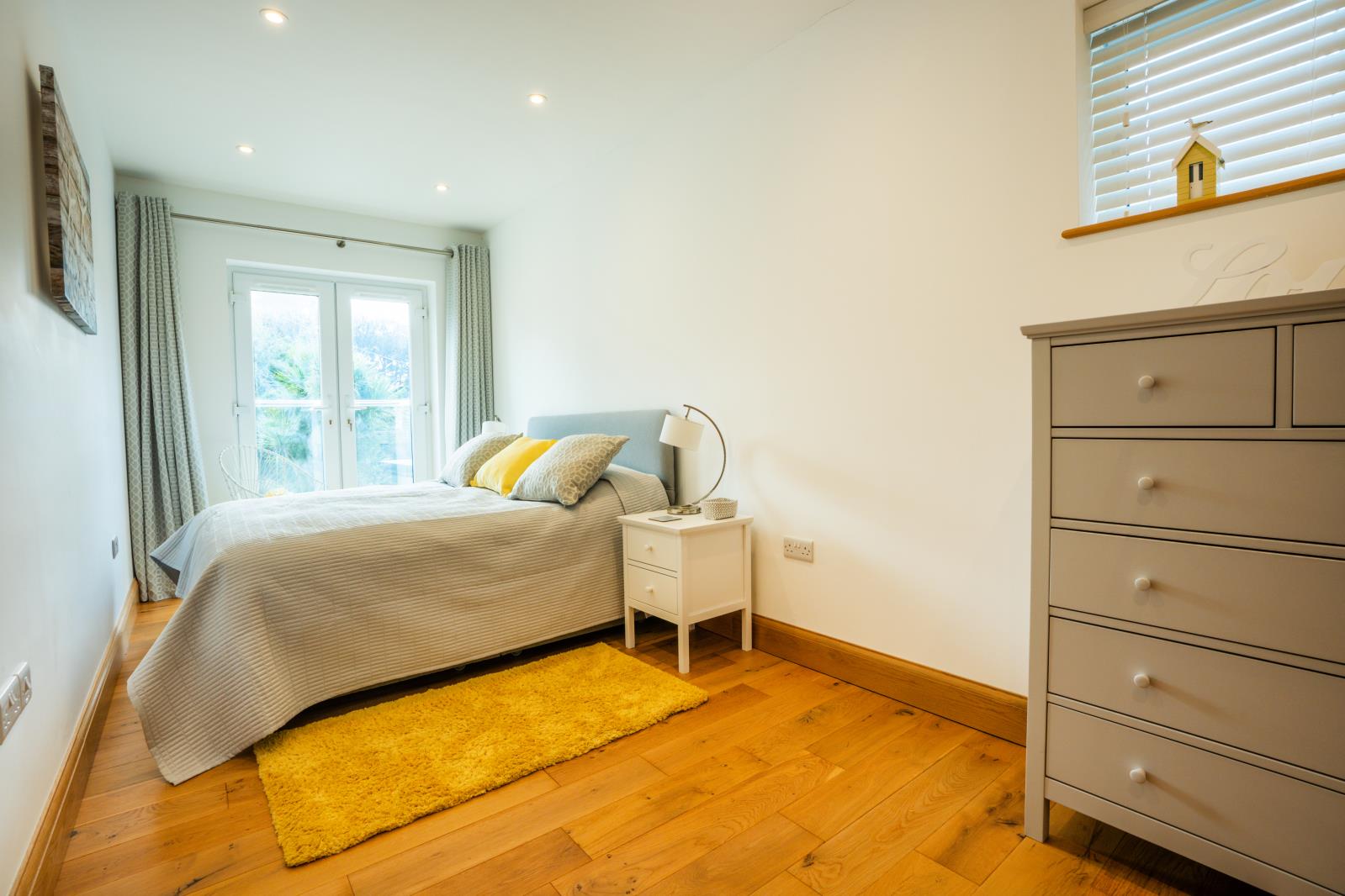 Property Image 51c3f142-5c81-4ff2-9d4b-5e98e8215ff6