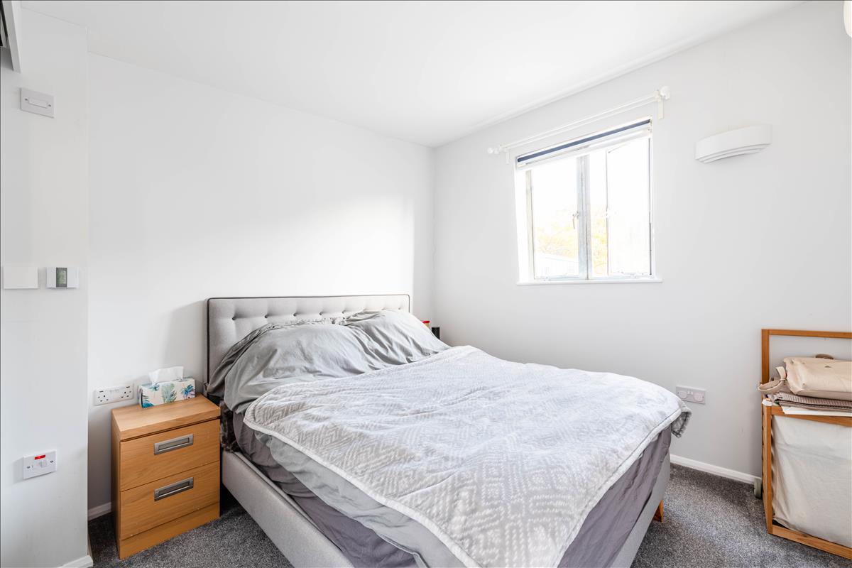 Mews house, triplex apartment for sale, Angel, N1