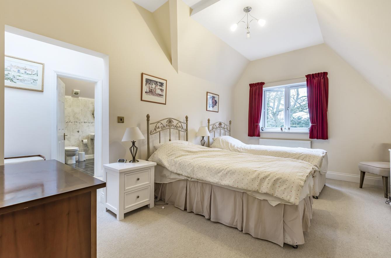 Property Image 51d462bf-db33-41cd-b02a-ff5ed76ab915