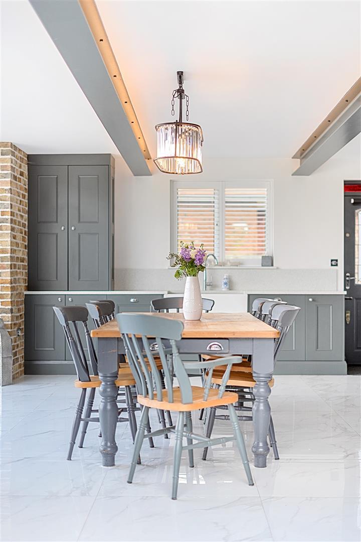 Property Image 51f3a305-fa61-46b7-857f-ed388ee50f36