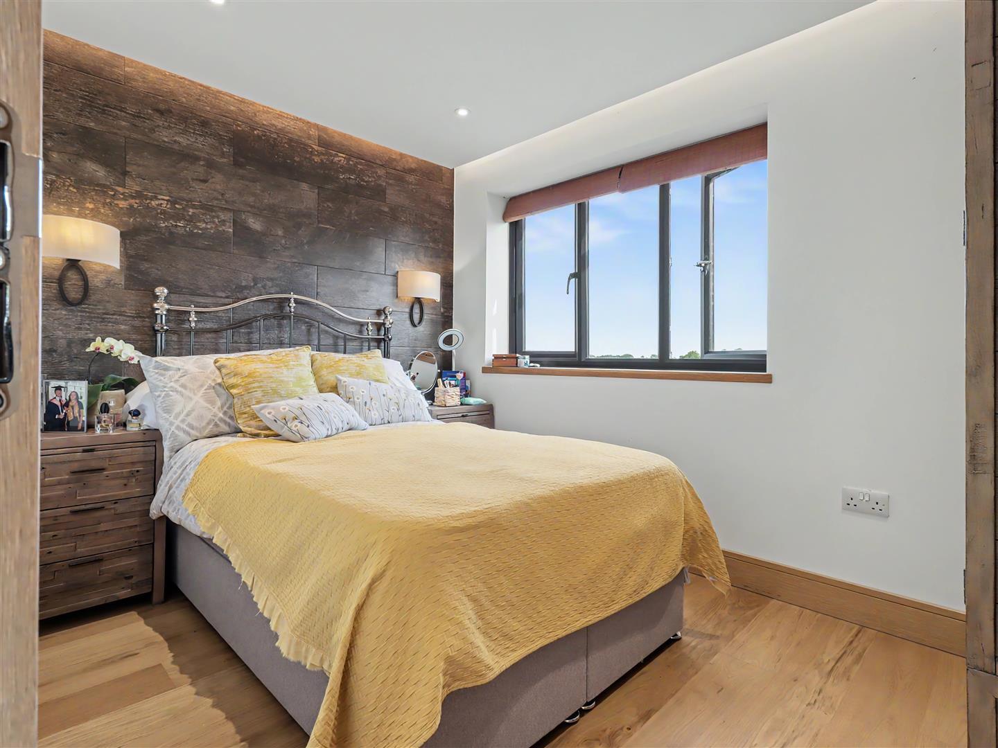 Property Image 51f88c5c-5068-47d7-ba16-1a6b58baad29